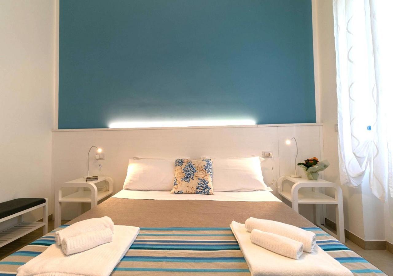 פורטו צ'זראו Fronte Mare Rooms By Salentolimit מראה חיצוני תמונה