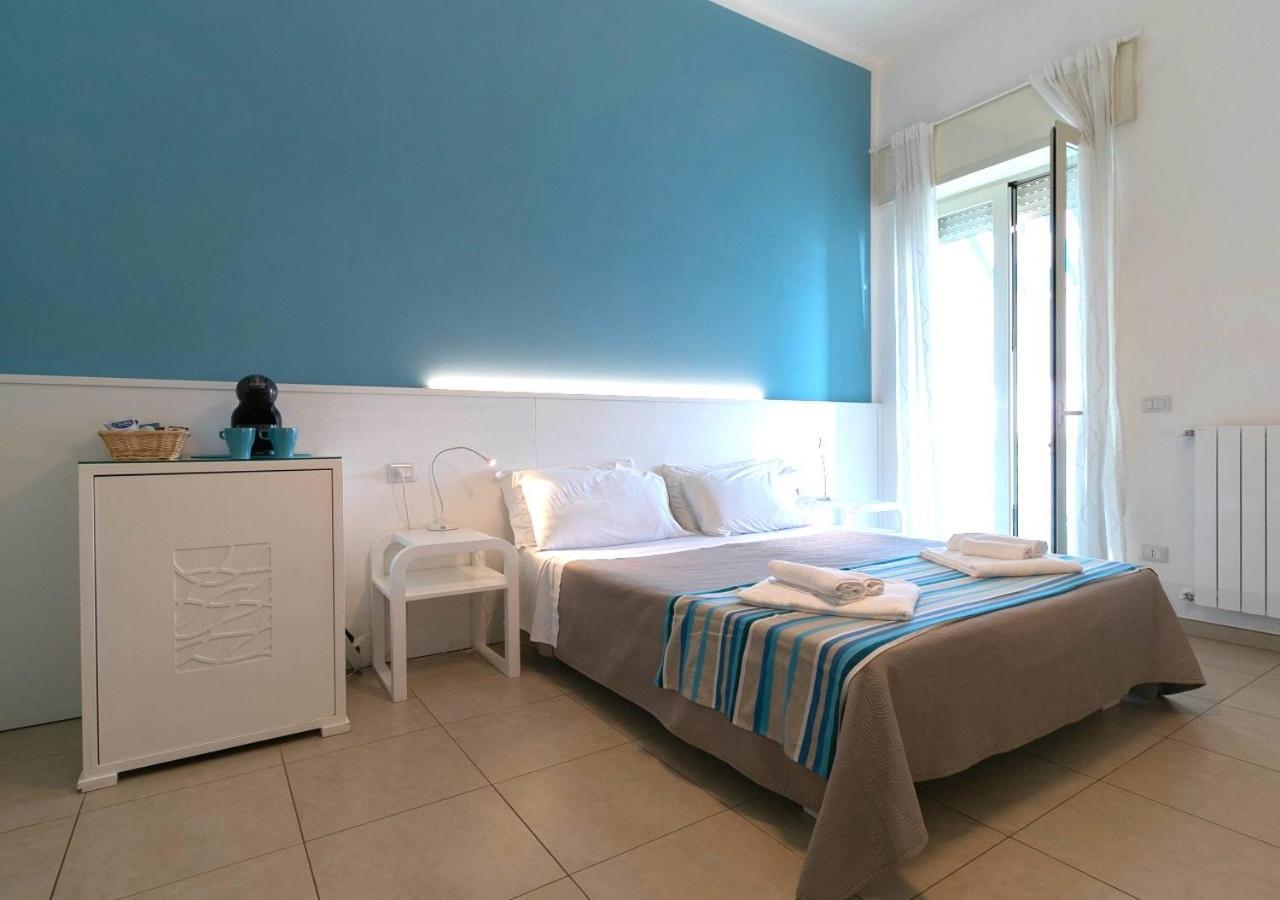 פורטו צ'זראו Fronte Mare Rooms By Salentolimit מראה חיצוני תמונה