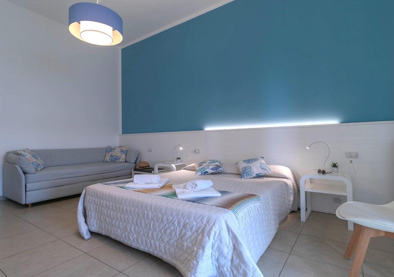 פורטו צ'זראו Fronte Mare Rooms By Salentolimit מראה חיצוני תמונה