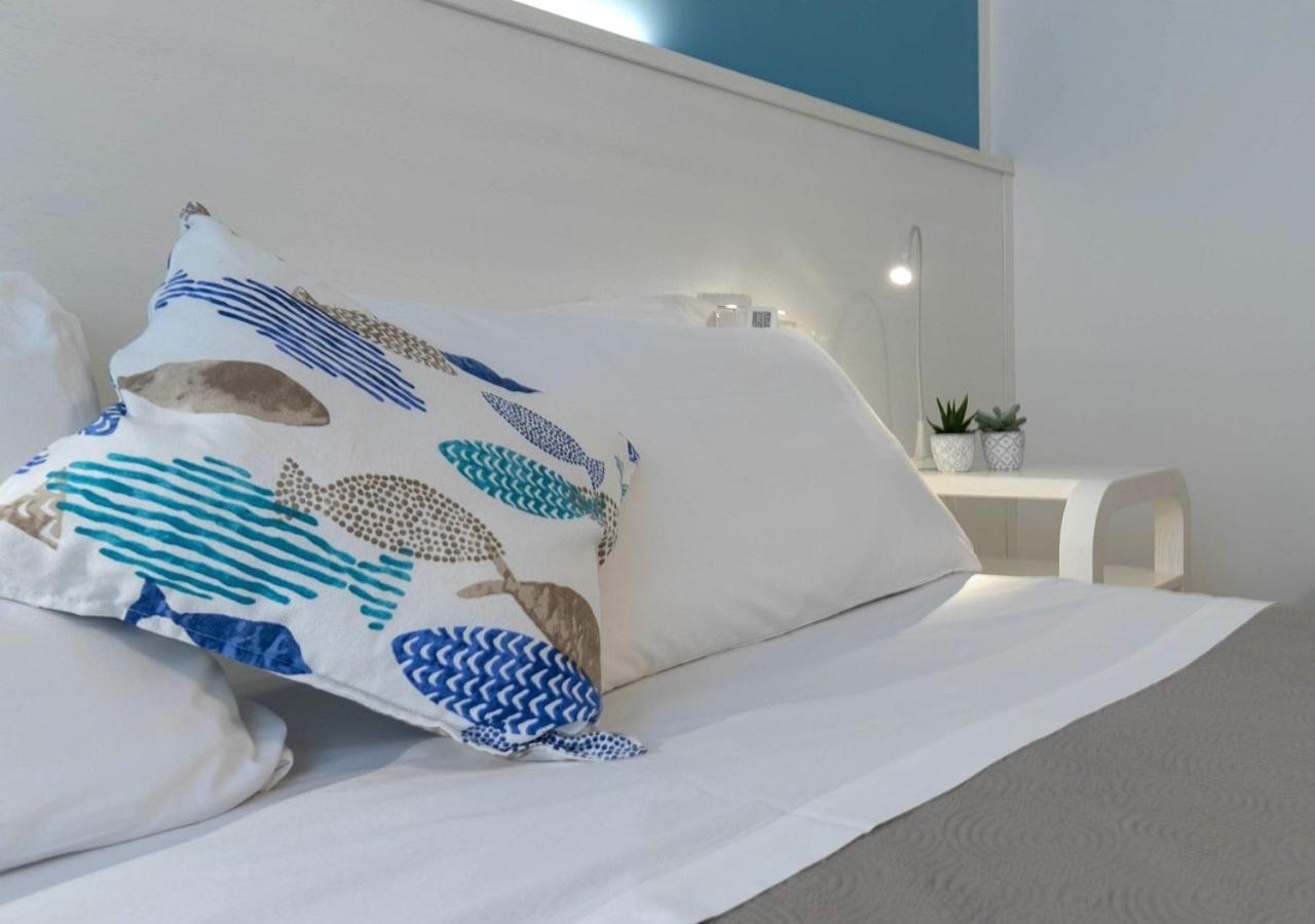 פורטו צ'זראו Fronte Mare Rooms By Salentolimit מראה חיצוני תמונה