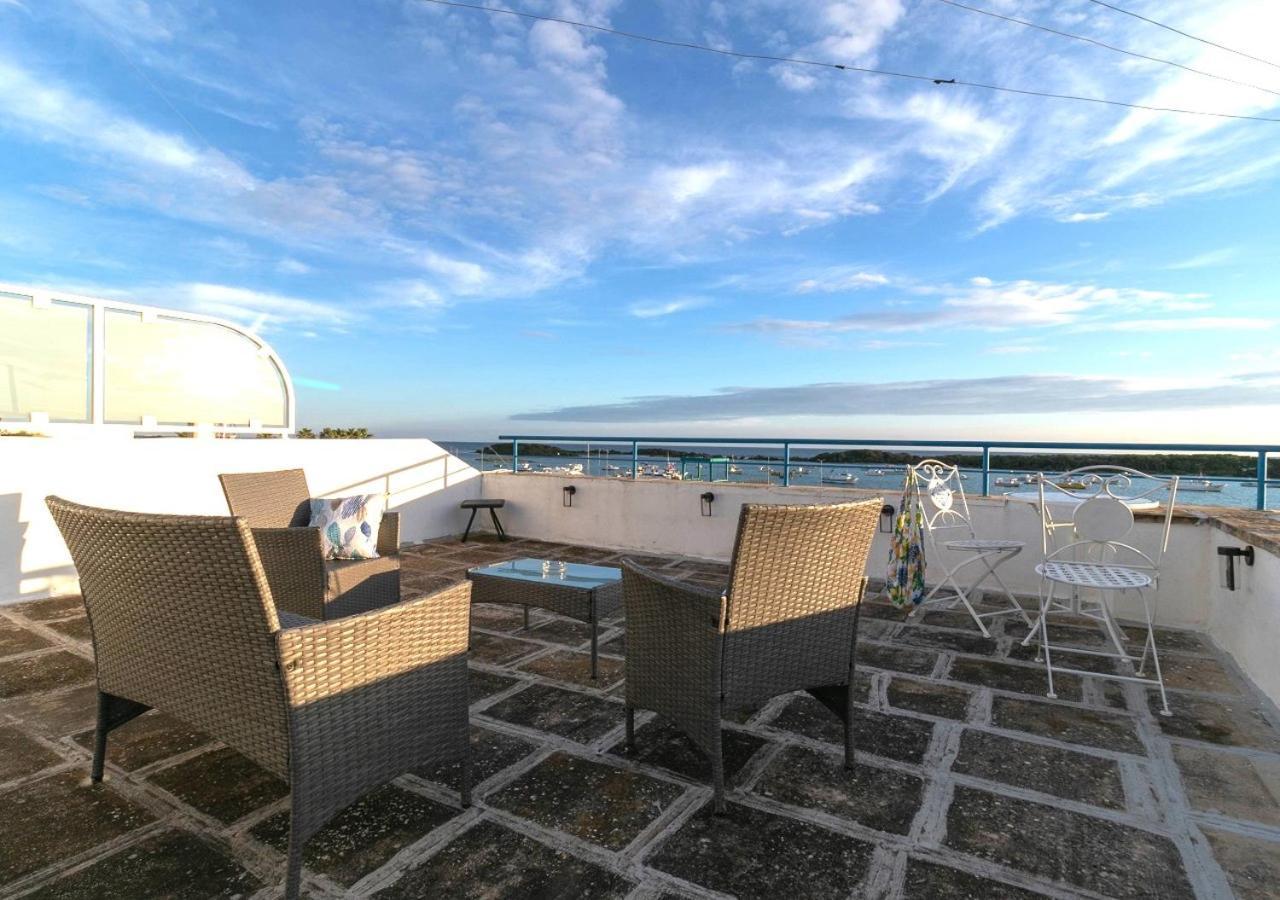 פורטו צ'זראו Fronte Mare Rooms By Salentolimit מראה חיצוני תמונה