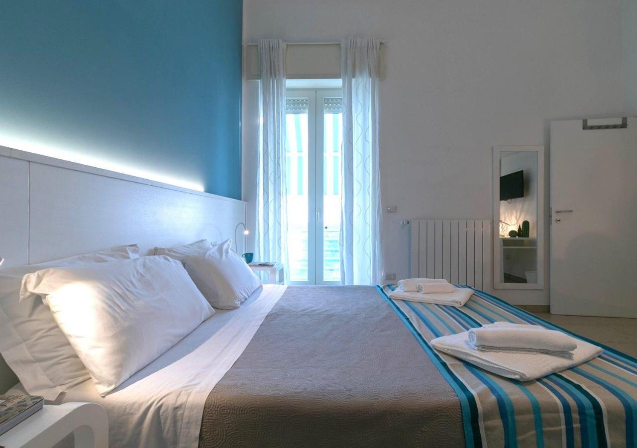 פורטו צ'זראו Fronte Mare Rooms By Salentolimit מראה חיצוני תמונה